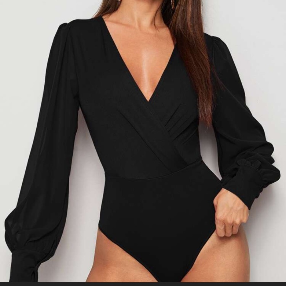 Lantern sleeve body suit